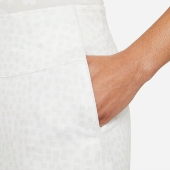 Nike Dri-Fit 17” Golf Skirt UV Grid Print Tennis Skort White Athletic Preppy XS - Picture 5 of 15